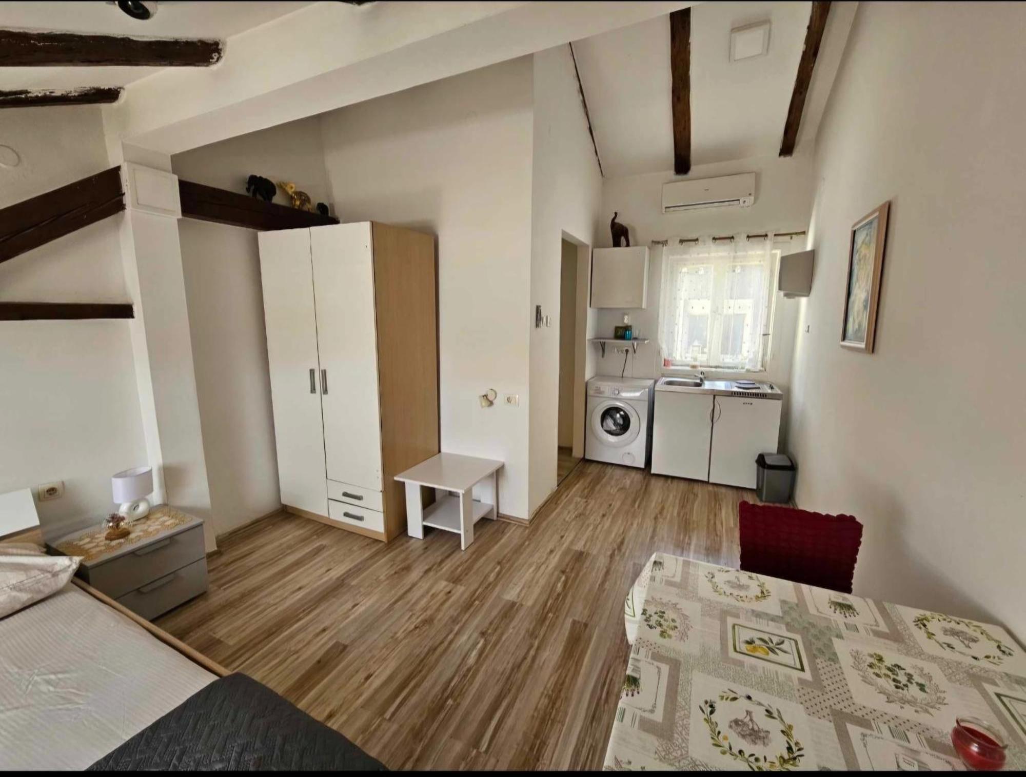 Rooms In スプリト エクステリア 写真